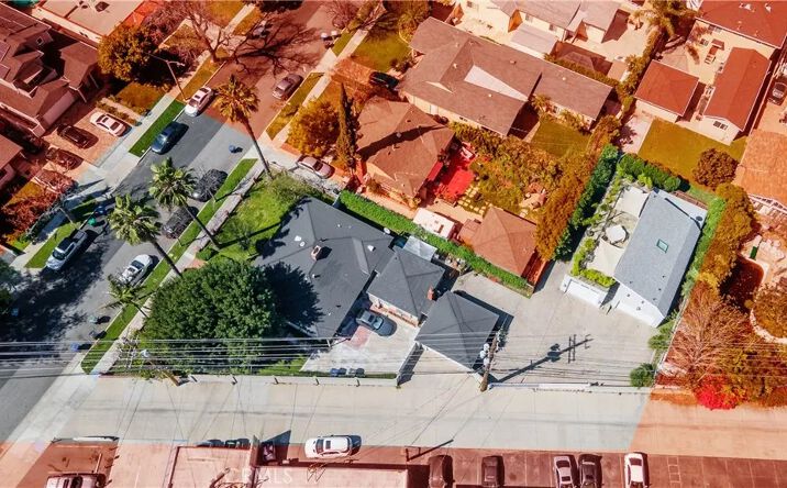 124 N Naomi, Burbank