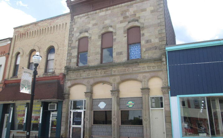 111 W Main Street, Stanton