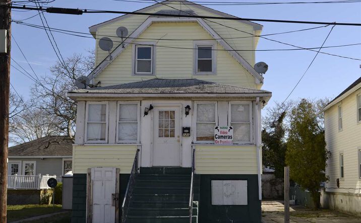 125 W Roberts Avenue, Wildwood