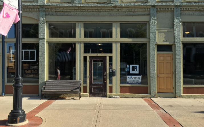 216 W Main 2, Lowell