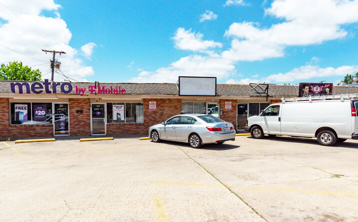 310 W Randol Mill Rd, Arlington