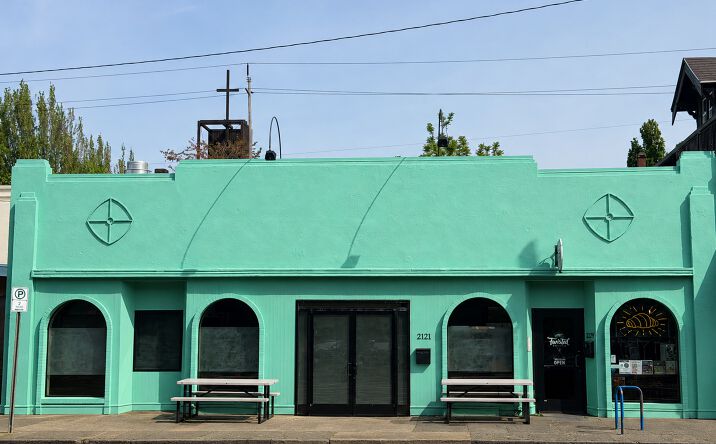 2121 NE BROADWAY ST, PORTLAND