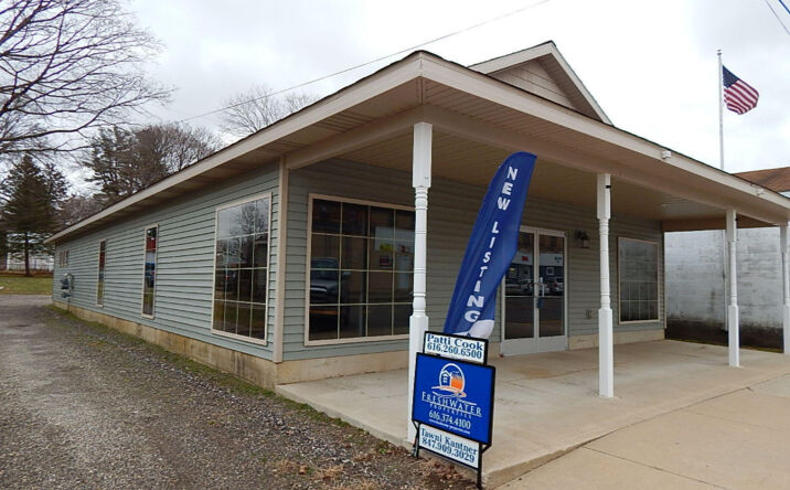 138 N MAIN Street, Woodland