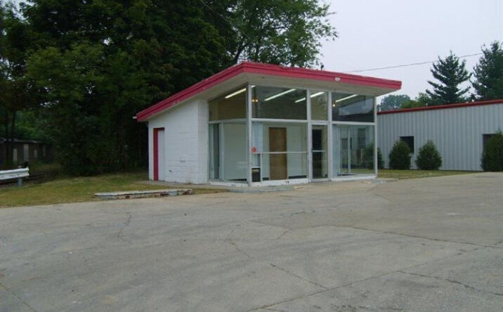 70 W Carleton Road, Hillsdale