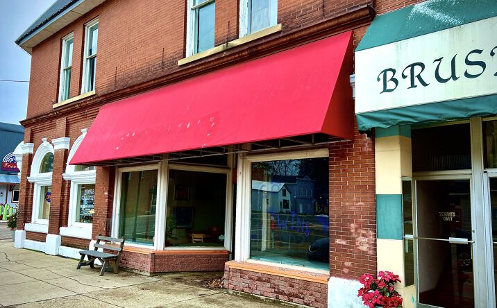 105 N Paw Paw Street, Lawrence
