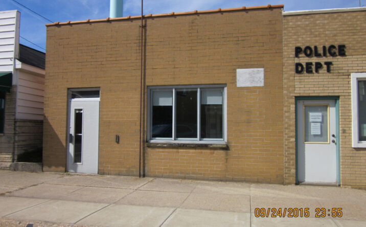 155 N PAW PAW, Lawrence