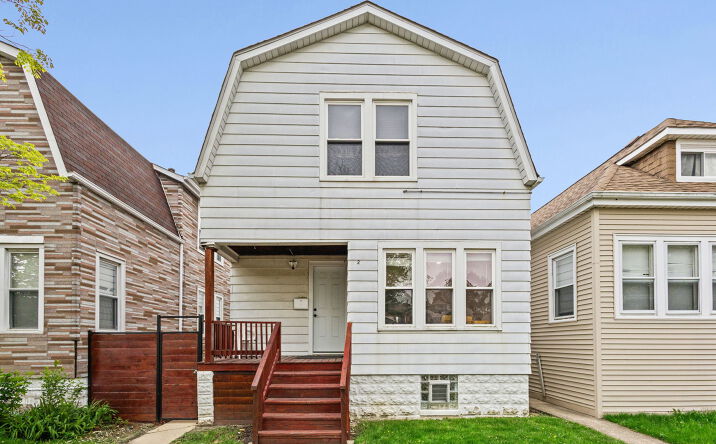 5725 W Giddings Street, Chicago