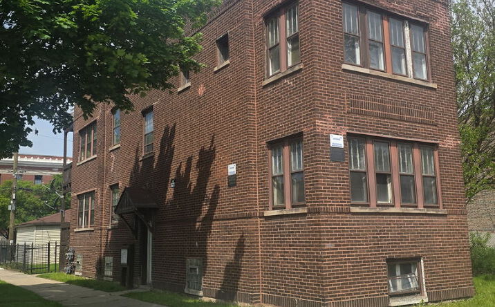4936 W Maypole Avenue, Chicago