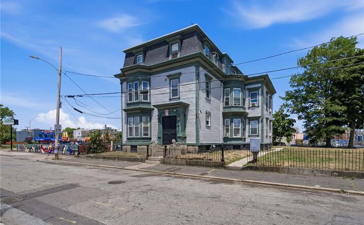 8 Somerset Street, Providence