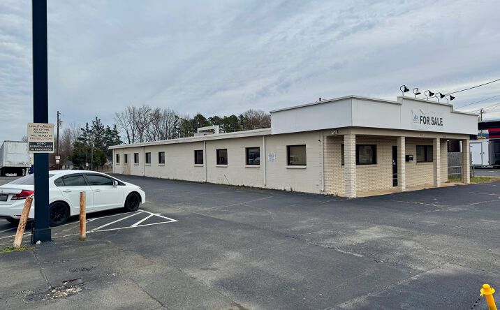 6161 East Independence Boulevard, Charlotte