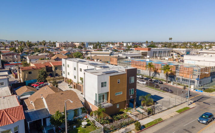 1491 Atlantic Avenue, Long Beach