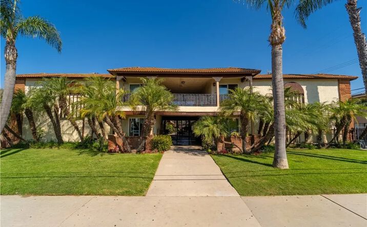 2221 E Lenita Lane, Santa Ana