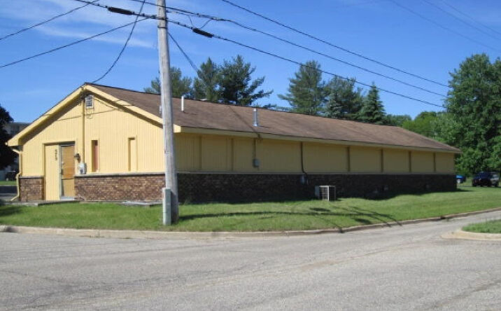 570 Admiral Avenue, Springfield