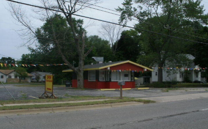 1255 Pipestone Road, Benton Harbor