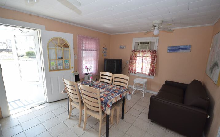 245-247 E Taylor Avenue, Wildwood