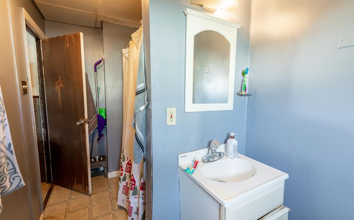 101 W Delaware Parkway, Villas