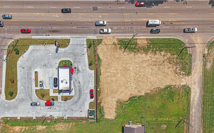 2613 N Highland Avenue, Jackson