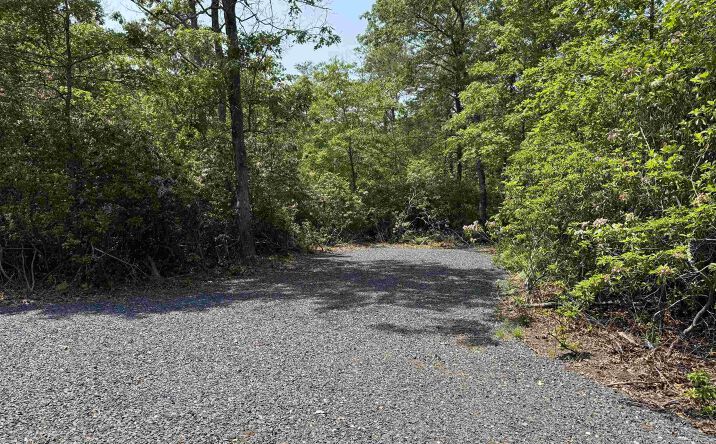26 Woodside Drive, Dennisville