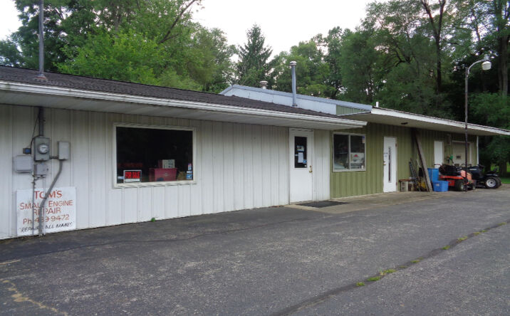24 Division Street, Hillsdale