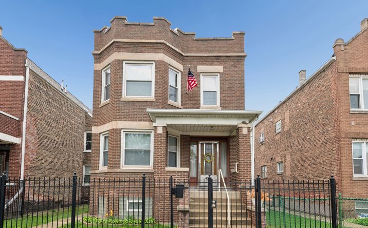 3748 S Honore Avenue, Chicago