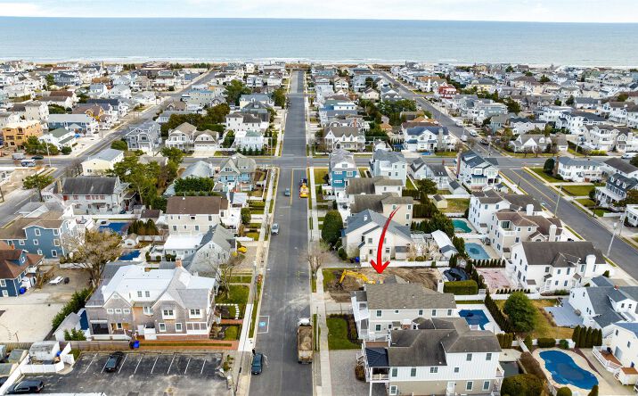 146 22nd Street, Avalon