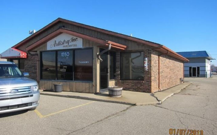 1880 Pipestone Road, Benton Harbor