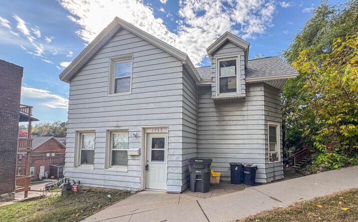 1765 Madison Street, Dubuque