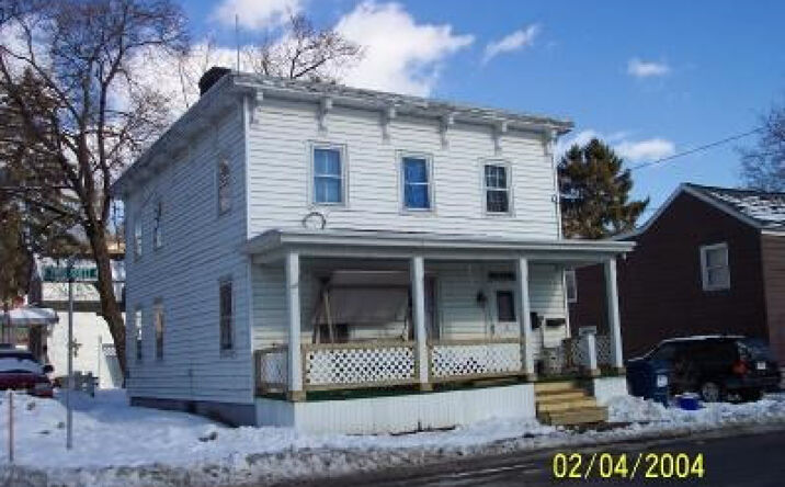 16 Third Street, Athens