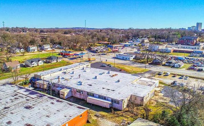 1505 Buncombe Rd, Greenville