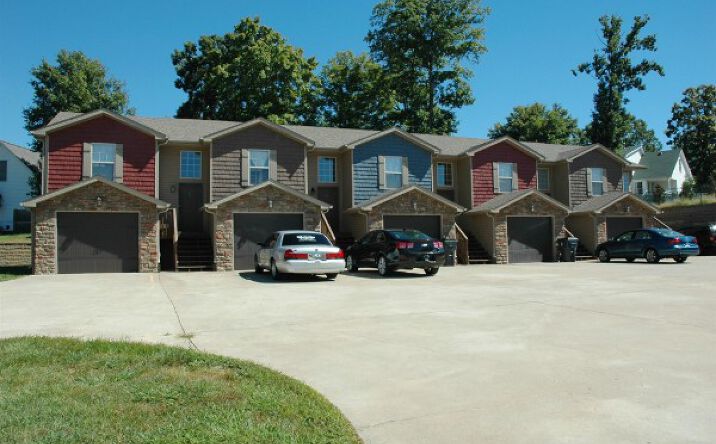 1714 Thistlewood Drive, Clarksville