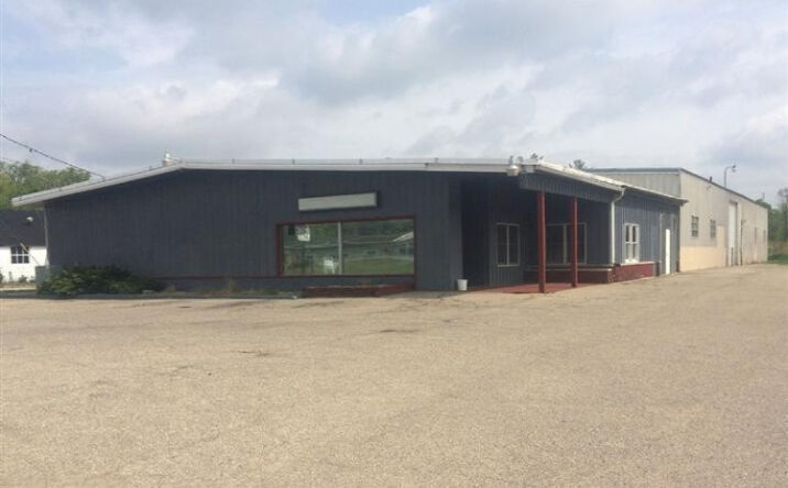 1305 Lincoln Avenue, Allegan
