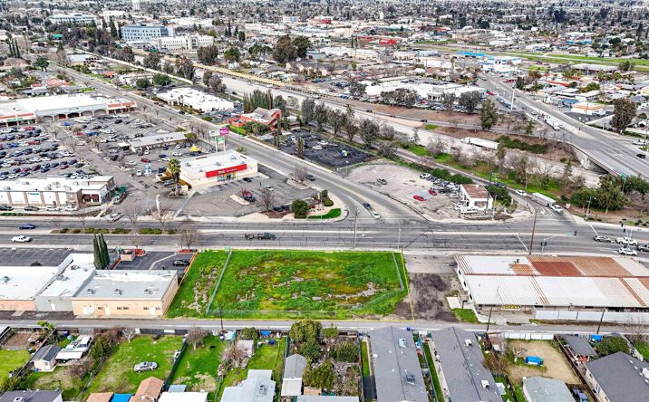 116 W Olive, Madera