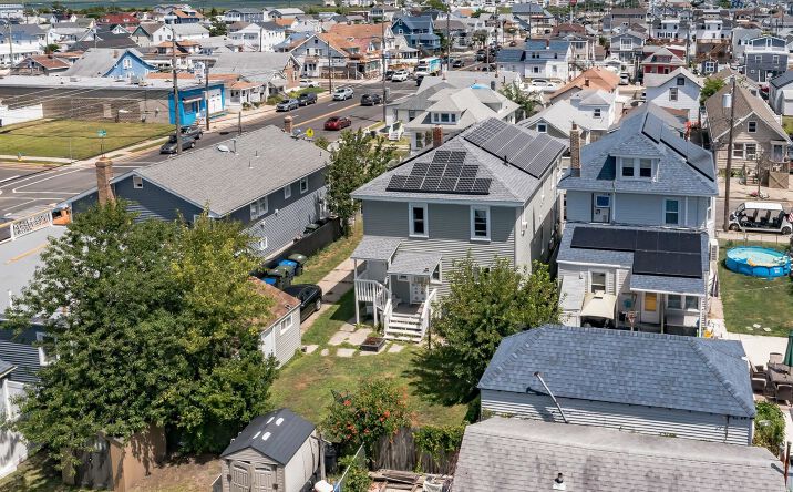 232 W Maple Avenue, Wildwood