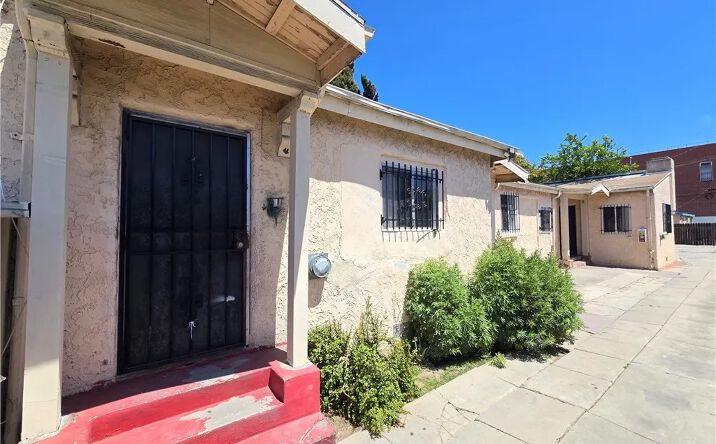 1914 Locust, Long Beach