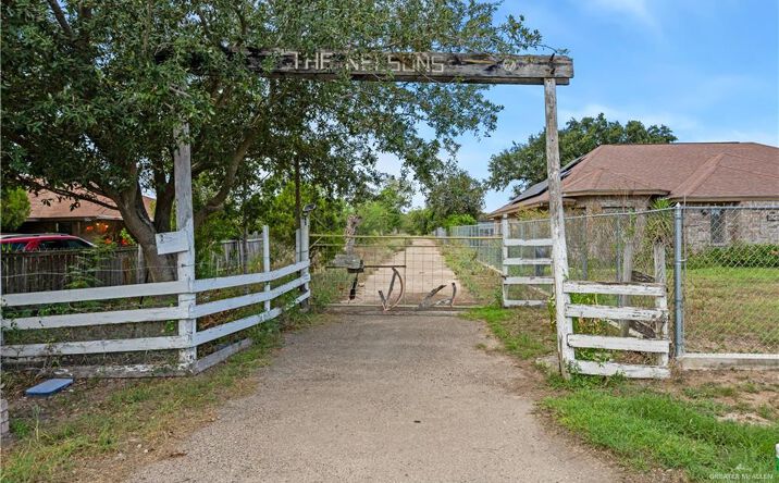 2513 E Mile 6 Road, Mission
