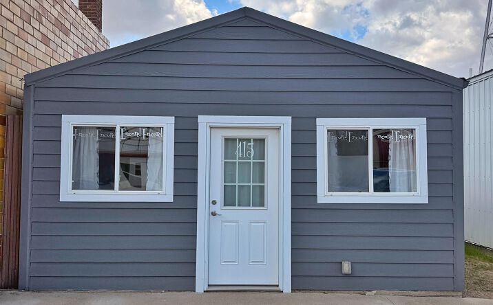 415 Sand Street, Churdan