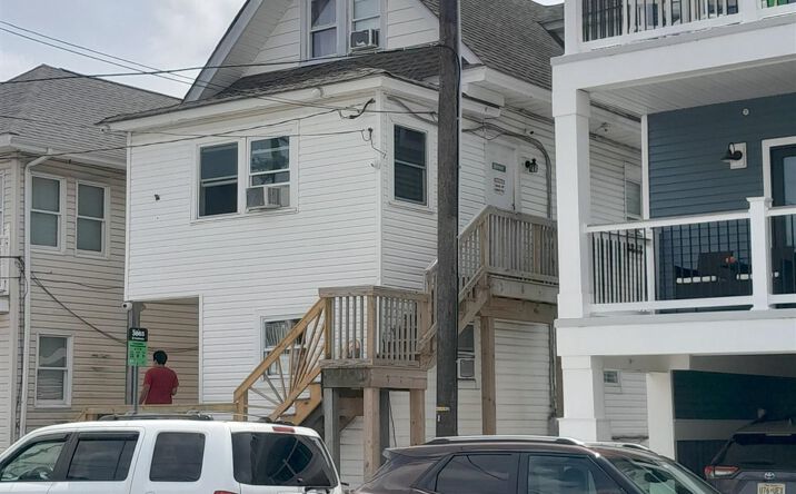 406 E Magnolia Avenue, Wildwood