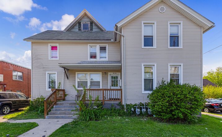 140 Summit Street, Rockford