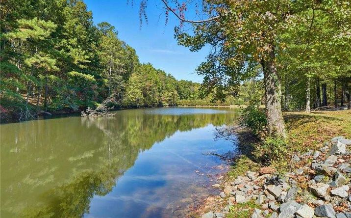 Talona Lake Lane, Ellijay