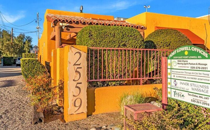 2559 E FT LOWELL RD, TUCSON