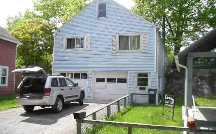 8 Hillside Place, Highland