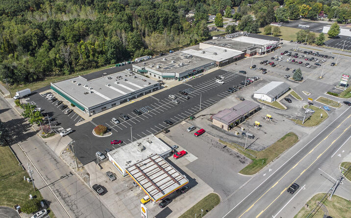 1583 Capital Avenue NE, Battle Creek