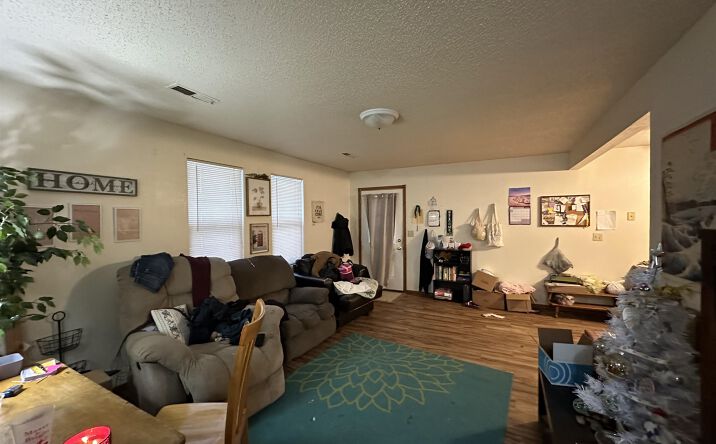 802 S 1st St, Norfolk