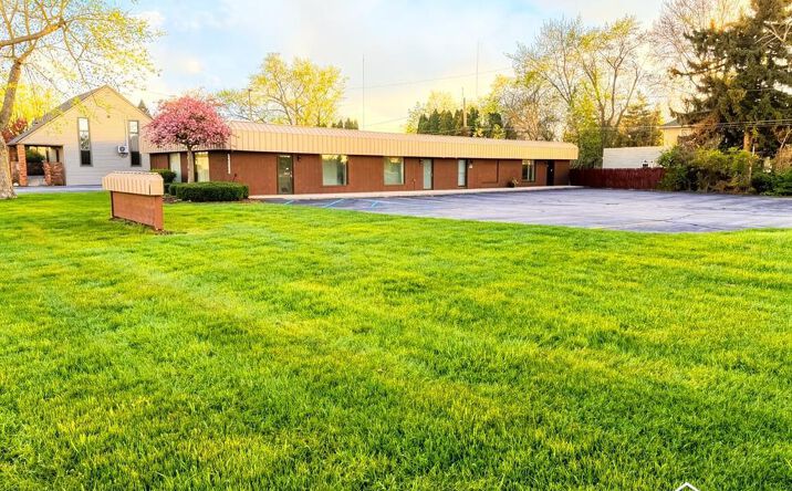 15175 South Dixie Highway, Monroe