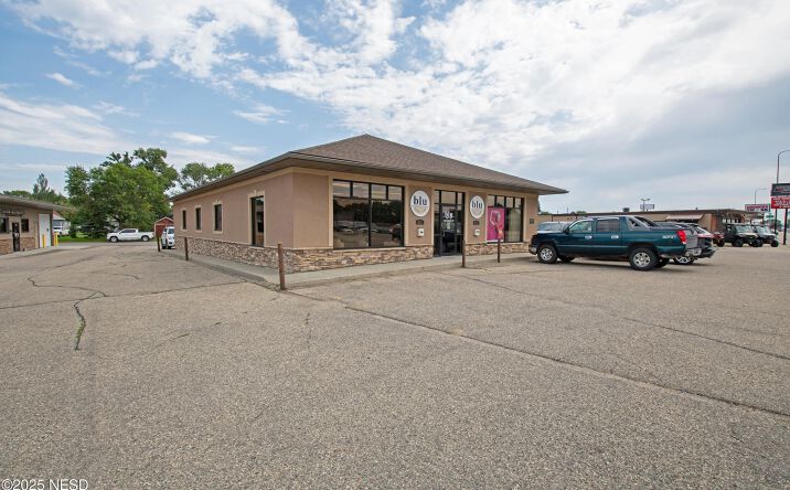 211 9th Avenue Southeast, Watertown