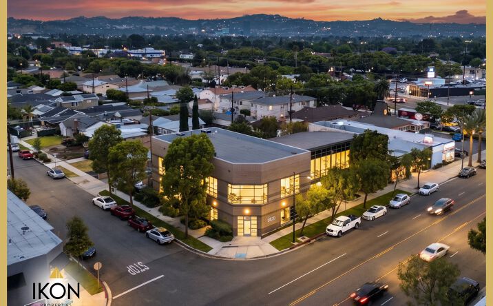 3500 W Burbank Blvd, Burbank