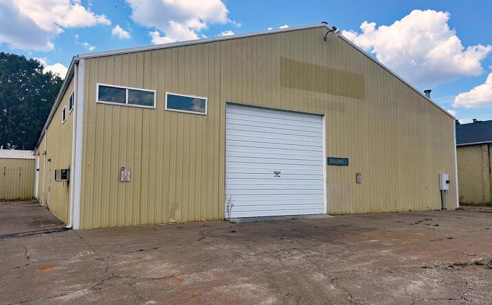 2737 Pioneer Drive, Bowling Green