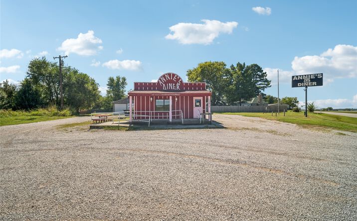 12015 S Poplar Street, Claremore