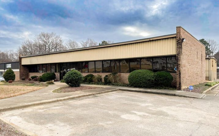 3404 Lake Woodard Dr, Raleigh