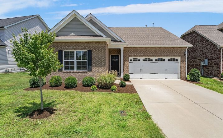325 Telavera Drive, White House